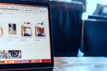 Marketplace vs. E-commerce: Jak połączyć te modele, by zwiększyć zyski?